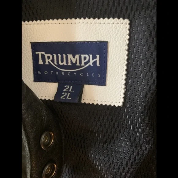 Women’s leather Triumph Jacket - Picture 2 of 9